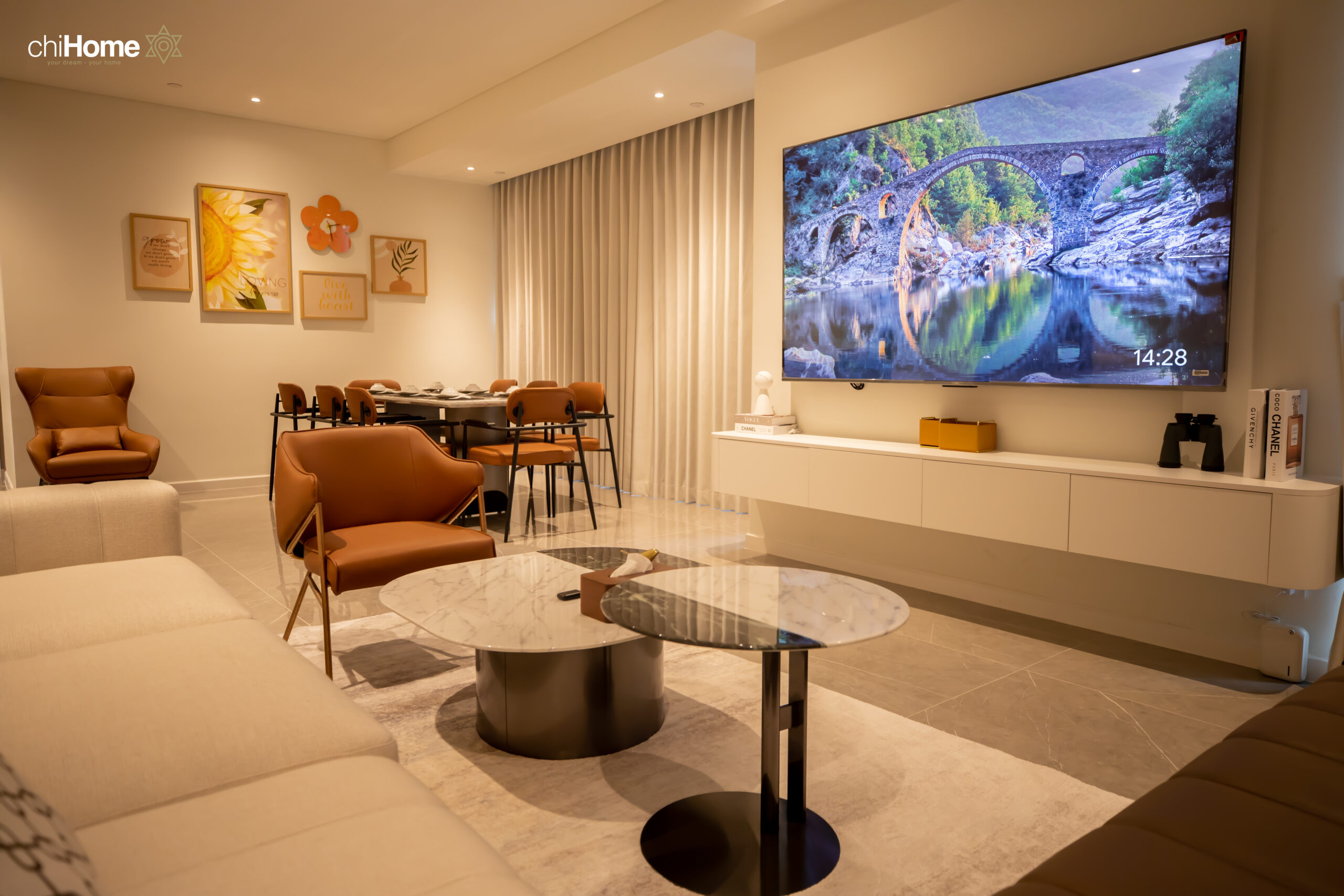 hệ thống camera giám sát và nhân viên bảo vệ 24/24