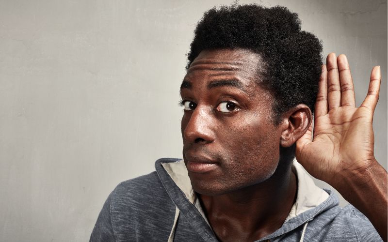 Đàn ông trưởng thành biết cách lắng nghe người khác